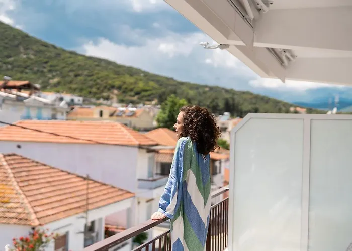 Iraklitsa Suites